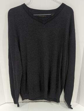 AXIST Men’s Black V-Neck Sweater Size Larg